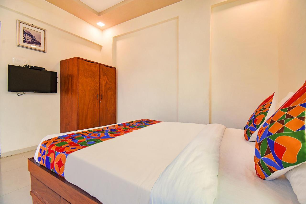 Fabhotel Galaxy